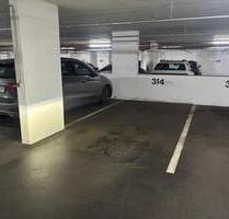 Geräumiger Parkplatz in Tiefgarage - Frankfurt am Main Innenstadt 1
