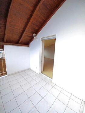 Foto - 3-Zimmer-Wohnung mit Balkon & Garage in Höchstädt zu vermieten