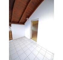 3-Zimmer-Wohnung mit Balkon & Garage in Höchstädt zu vermieten - Höchstädt an der Donau