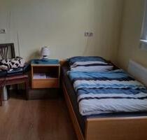 Monteurzimmer - 25,00&nbsp;EUR Kaltmiete, in Bad Königshofen im Grabfeld (PLZ: 97631)