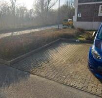 Parkplatz Stellplatz Urho-Kekkonen-Straße - Rostock Gehlsdorf