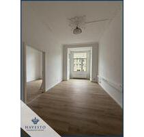 Stilvolle 4-Raum Wohnung mit Balkon, neuer EBK und Altbaucharme in Magdeburg Stadtfeld West!