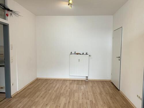 Foto - Helle 2- Zimmerwohnung mit Einbauküche