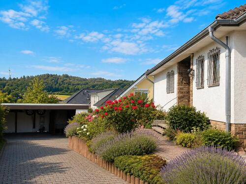 Foto - Einfamilienhaus in Volkmarsen - 311.000,00&nbsp;EUR Kaufpreis, ca.&nbsp; 135,00&nbsp;m&sup2;