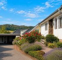Einfamilienhaus in Volkmarsen - 311.000,00&nbsp;EUR Kaufpreis, ca.&nbsp; 135,00&nbsp;m&sup2; in Volkmarsen (PLZ: 34471)