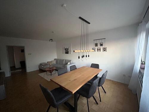 Foto - Wohnung mit Balkon 87qm - 826,00&nbsp;EUR Kaltmiete, ca.&nbsp; 87,00&nbsp;m&sup2;
