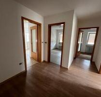 Helle 4,5-Zimmer-Wohnung am Waldrand mit großem Balkon - Bad Kissingen
