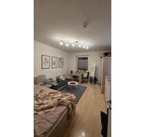 Schöne gemütliche 1-Zimmer Wohnung direkt an die Isar - München Au-Haidhausen