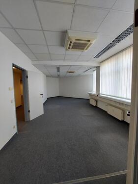 Foto - Hochwertiges Business-Ambiente mit Aussicht der Extraklasse - All-in-Miete