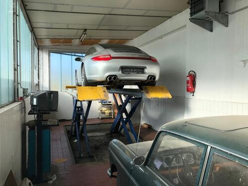 Foto - Werkstatt Kfz Halle - 890,00&nbsp;EUR Kaltmiete, ca.&nbsp; 60,00&nbsp;m&sup2;