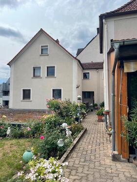 Foto - 4-Parteien - 695.000,00&nbsp;EUR Kaufpreis, ca.&nbsp; 250,00&nbsp;m&sup2;