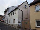 Foto - 10 Zimmer Mehrfamilienhaus, Wohnhaus zum Kaufen in Hohenmölsen