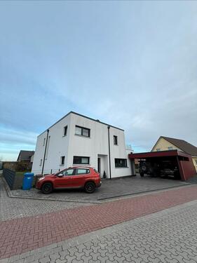 Foto - Einfamilienhaus im Bauhausstil - 2.200,00&nbsp;EUR Kaltmiete, ca.&nbsp; 166,00&nbsp;m&sup2;