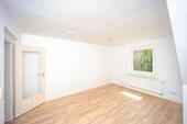 Foto - Ruhige Dachgeschosswohnung - 360,00 EUR Kaltmiete,