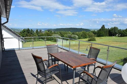 Foto - Modernes Wohlfühl-Holzhaus mit Rheinblick – außergewöhnlich