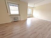 Foto - Helle 3-Zimmer Wohnung mit EBK - 429,00&nbsp;EUR Kaltmiete, ca.&nbsp; 65,96&nbsp;m&sup2;