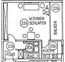 Möbliertes 1-Zimmer-Apartment mit Balkon – zentral am Josephsplat - Untersteinach