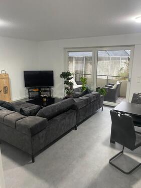 Foto - Moderne Drei-Zimmer incl. Einbauküche und Garage