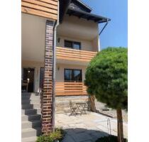 Vermiete 3 Zimmer Wohnung - 940,00&nbsp;EUR Kaltmiete, ca.&nbsp; 100,00&nbsp;m&sup2; in Deggendorf (PLZ: 94469)