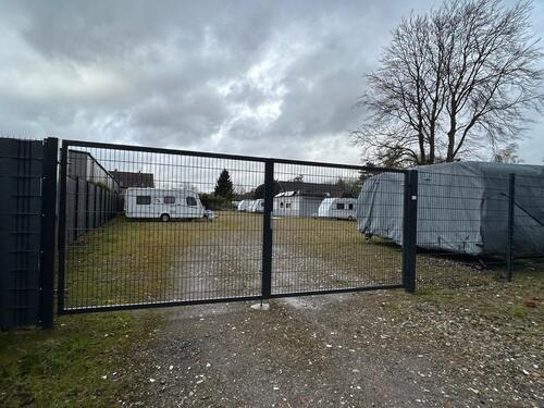 Foto - Stellplatz zu vermieten für Wohnwagen Wohnmobile Boote