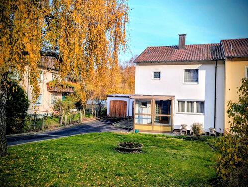 Foto - Charmantes Reihenendhaus mit großem Grundstück und Potenzial