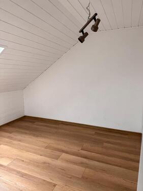 Foto - Dachgeschoßwohnung in Bergrheinfeld zur Miete
