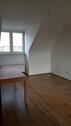 Foto - 2 Zimmer Dachgeschoßwohnung zur Miete in Frankfurt am Main