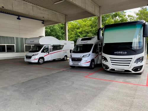 Foto - Überdachter Stellplatz mit Strom für Wohnmobil