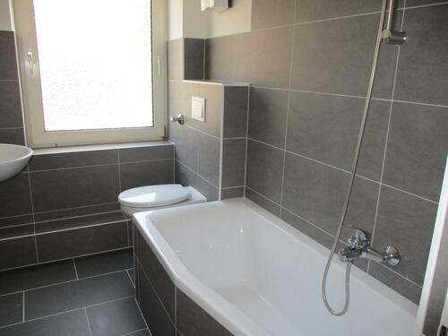 Foto - Komfortabel wohnen im Erdgeschoss mit modernem Bad zum Wohlfühlen