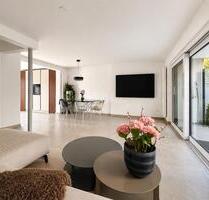 Design, Licht & Wellness – außergewöhnliches Reihenmittelhaus mit - Wernau (Neckar)