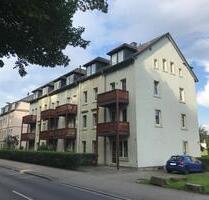 Geräumige 2-Raum Wohnung mit Balkon+Tageslichtbad! - Pirna