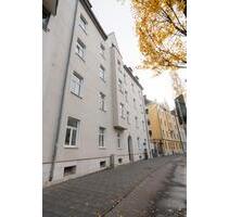 Altbauwohnung am Harras mit Balkon - 3,5 Zimmer - München Sendling-Westpark