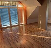 Helle Dachgeschosswohnung in Glauchau mit Balkon