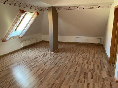 Foto - 3 Zimmer Dachgeschoßwohnung zur Miete in Glauchau
