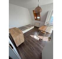 WG- Zimmer in der Südvorstadt - 540,00&nbsp;EUR Kaltmiete, ca.&nbsp; 16,00&nbsp;m&sup2; in Leipzig (PLZ: 04275) Süd