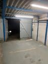 Foto - Garage, linke Hälfte einer großen
