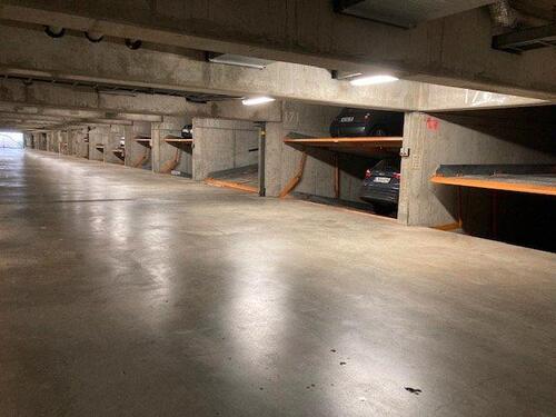 Foto - Tiefgaragenstellplatz zu vermieten