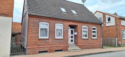 Foto - Freistehendes Einfamilienhaus mit Grundstück in 23923 Schönberg