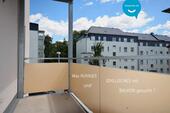Foto - Laminat • Balkon mit Sonne • 2-Raum • Tageslichtbad mit Wanne • ruhige Lage • jetzt Termin machen!