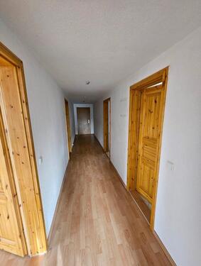 Foto - Großzügige 3-Raum Wohnung - 396,00&nbsp;EUR Kaltmiete, ca.&nbsp; 71,00&nbsp;m&sup2;