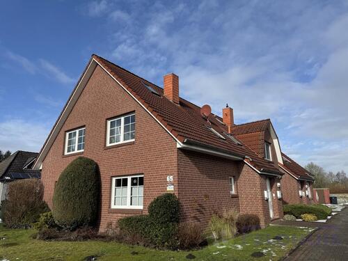 Foto - Gemütliche 2-Zimmer-Oberwohnung mit ausgebauten Spitzboden in Moormerland-Veenhusen!