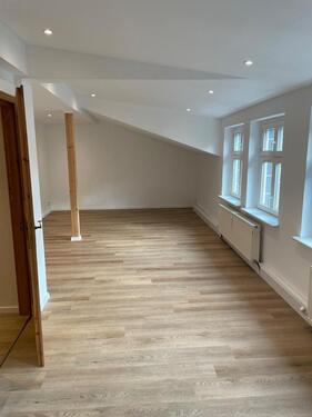 Foto - Helle Dachgeschosswohnung mit großem Garten in Hennigsdorf