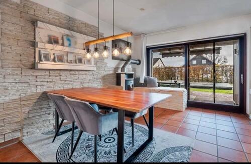 Foto - Einfamilien - ZweiFamilienhaus - 580.000,00&nbsp;EUR Kaufpreis, ca.&nbsp; 240,00&nbsp;m&sup2;