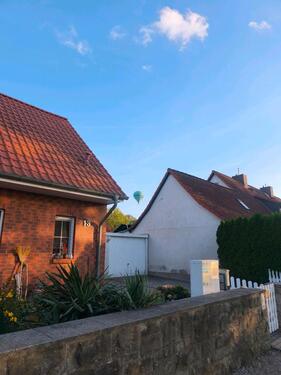 Foto - Eigenheim mit Carport, Doppelgarage zu verkaufen großes Grundstü