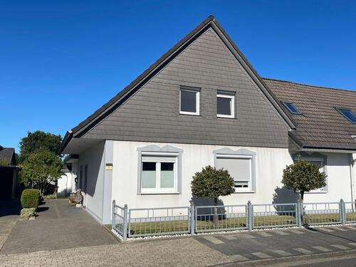 Foto - Schönes Einfamilienhaus Mehrgenerationenhaus in Himmelreich