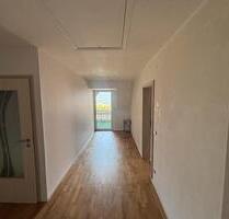Oberwohnung mit Stellplatz zu sofort zu vermieten - Neubörger