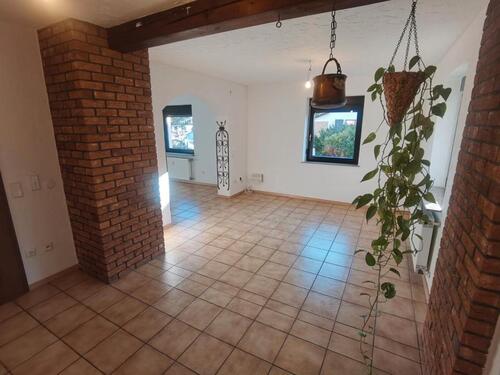 Foto - Helle geräumige 84 m² Wohnung mit Balkon in Johannesberg
