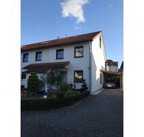 Reiheneckhaus mit Garten und Carport in Bad Honnef