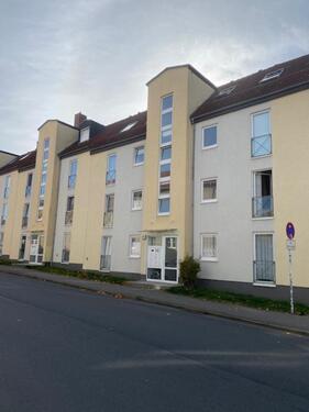 Foto - Helle und freundliche 2 Raumwohnung mit Balkon im 1.OG und mit Stellplatz