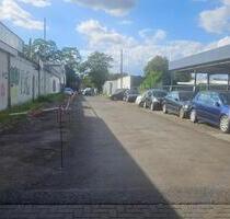 Parkplätze in Köln-Zollstock - zentral am Autohaus Levi